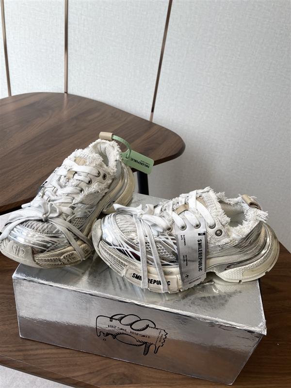 20251128103854719 370